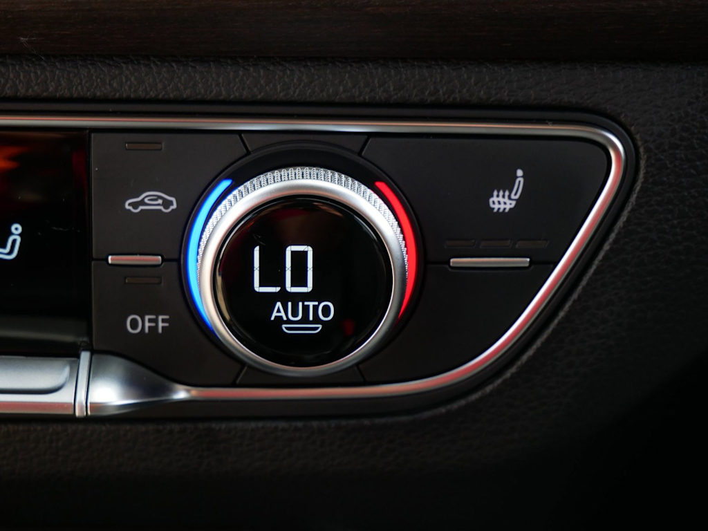 Thumbnail: 2024 Audi Q5 - 24