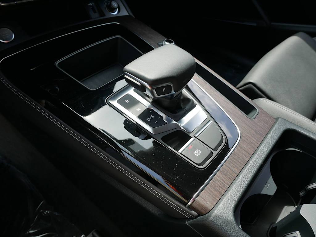 Thumbnail: 2024 Audi Q5 - 12