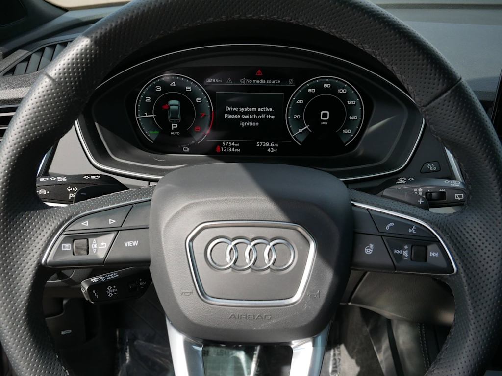 Thumbnail: 2024 Audi Q5 - 27