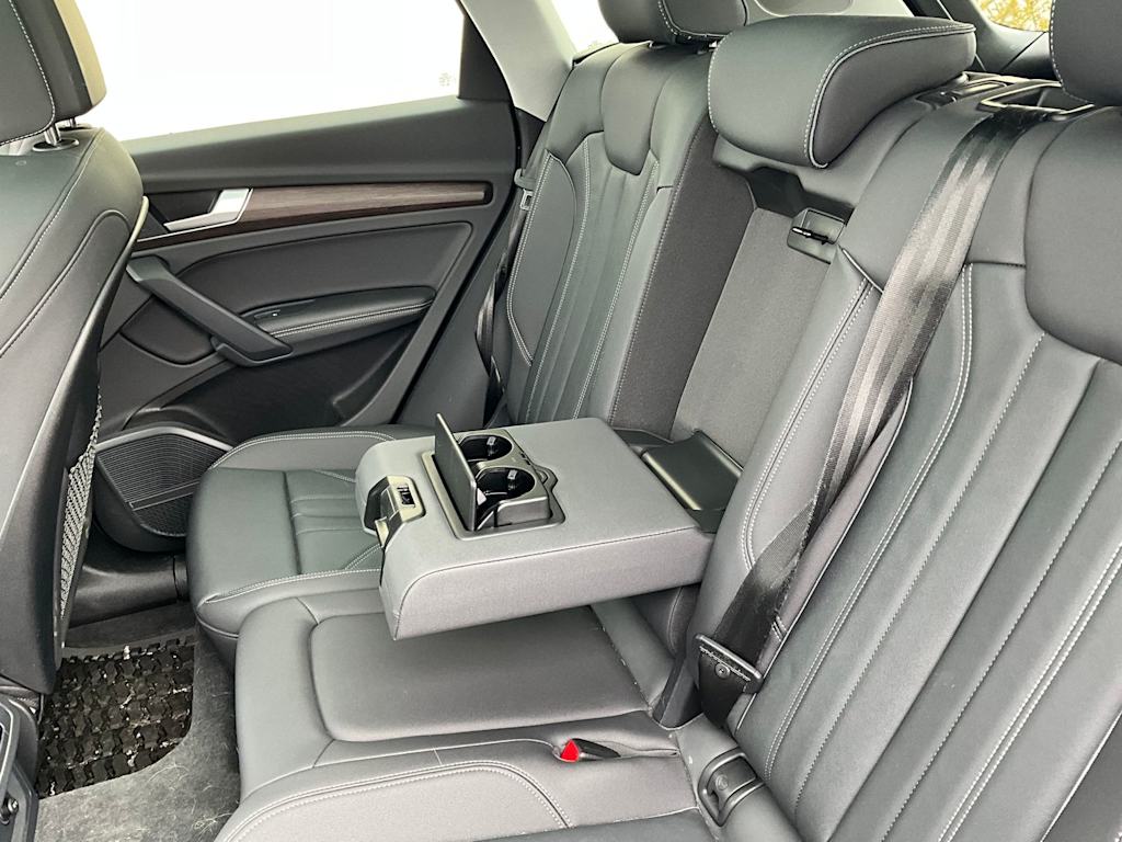 Thumbnail: 2023 Audi Q5 - 10