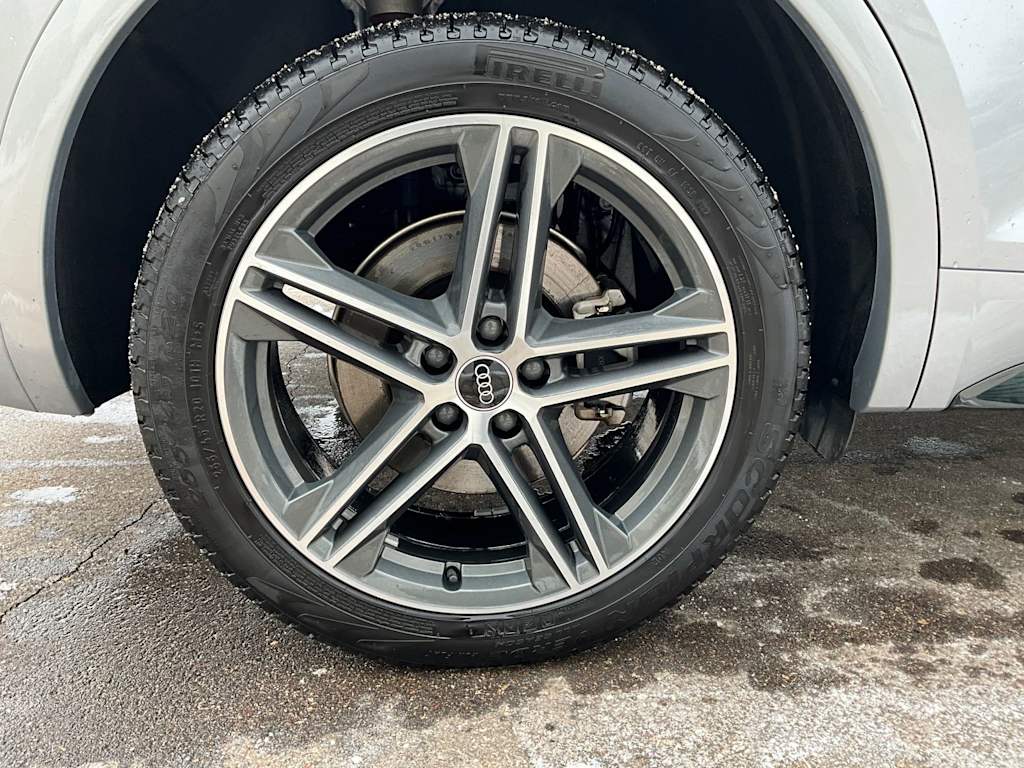 Thumbnail: 2023 Audi Q5 - 18