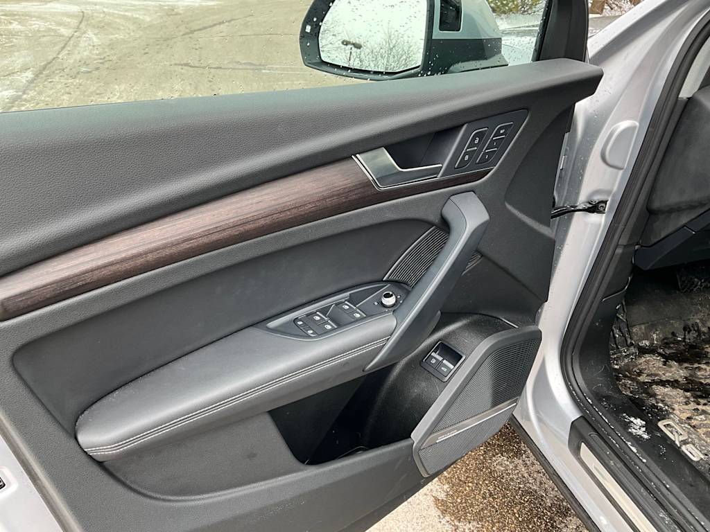 Thumbnail: 2023 Audi Q5 - 21