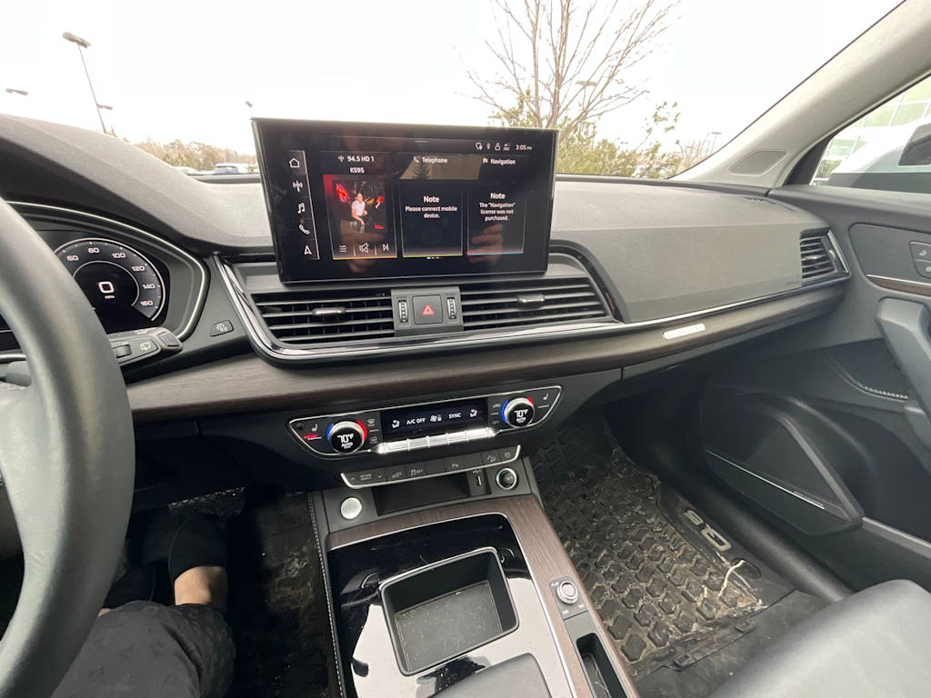 Thumbnail: 2023 Audi Q5 - 12