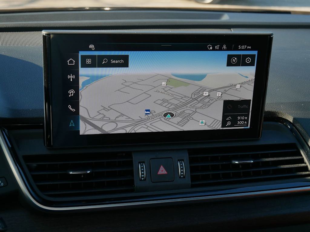 Thumbnail: 2025 Audi Q5 - 24