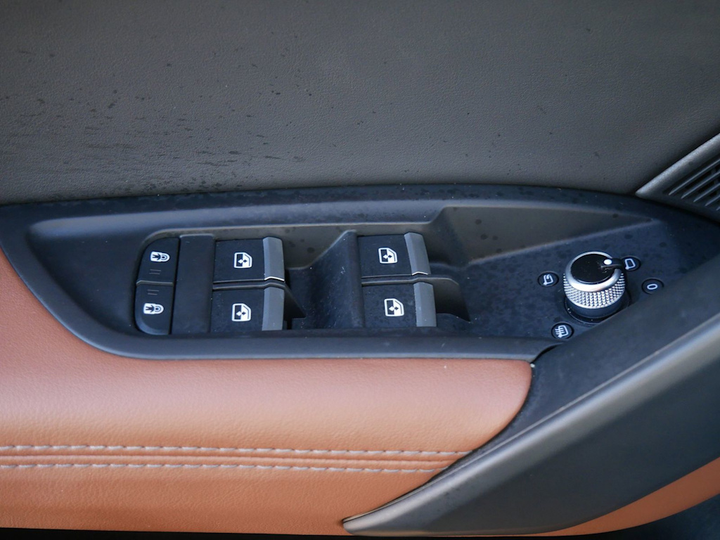 Thumbnail: 2025 Audi Q5 - 19