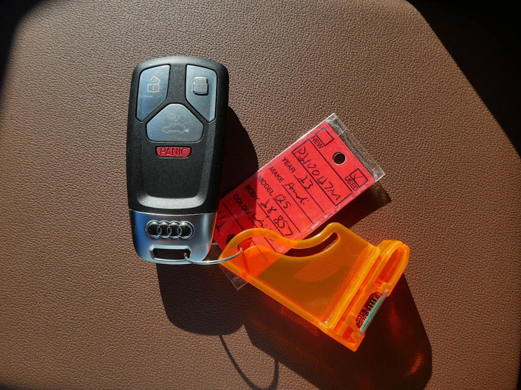 Thumbnail: 2025 Audi Q5 - 14