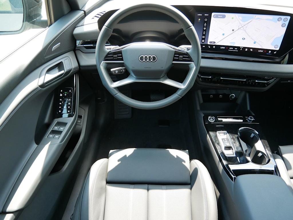 Thumbnail: 2027 Audi Q6 e-tron - 7