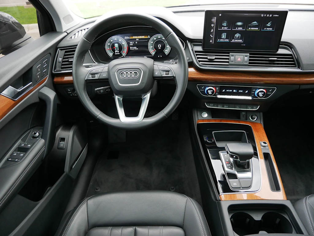 Thumbnail: 2023 Audi Q5 - 8