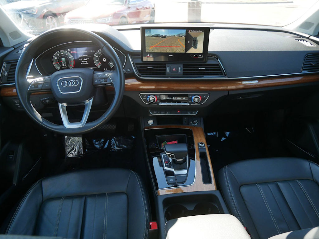 Thumbnail: 2023 Audi Q5 - 9