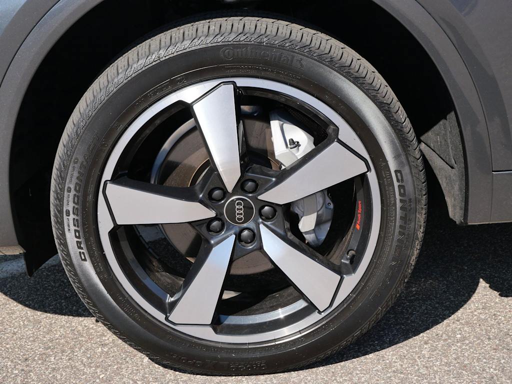 Thumbnail: 2023 Audi Q5 - 5