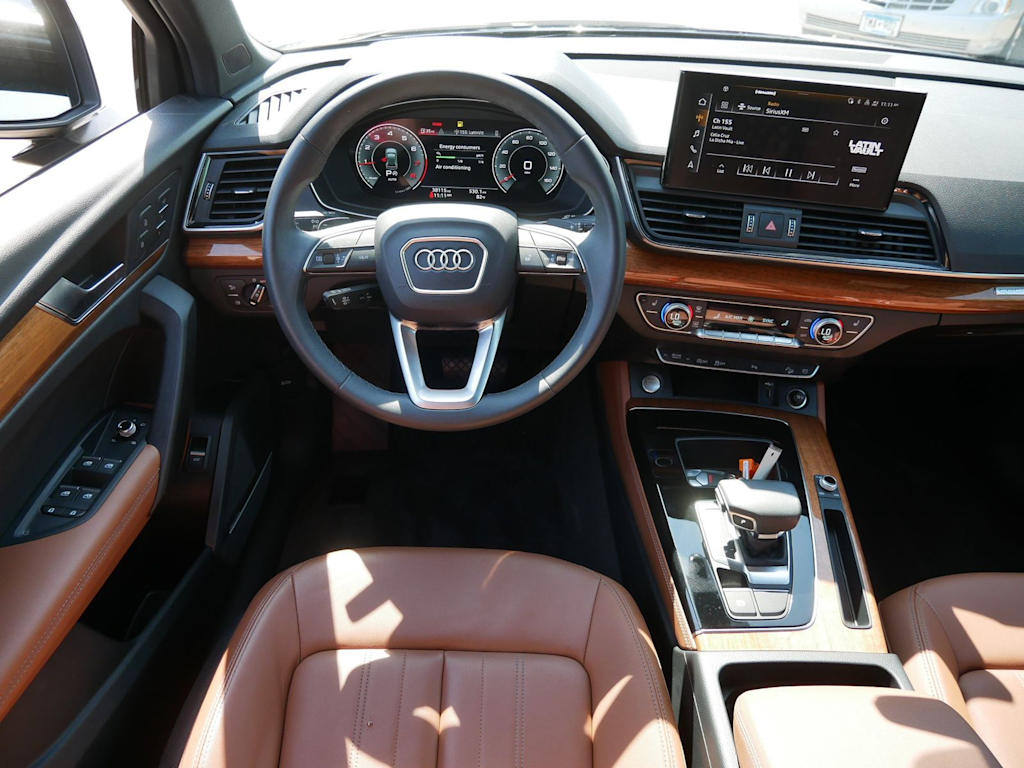 Thumbnail: 2023 Audi Q5 - 7