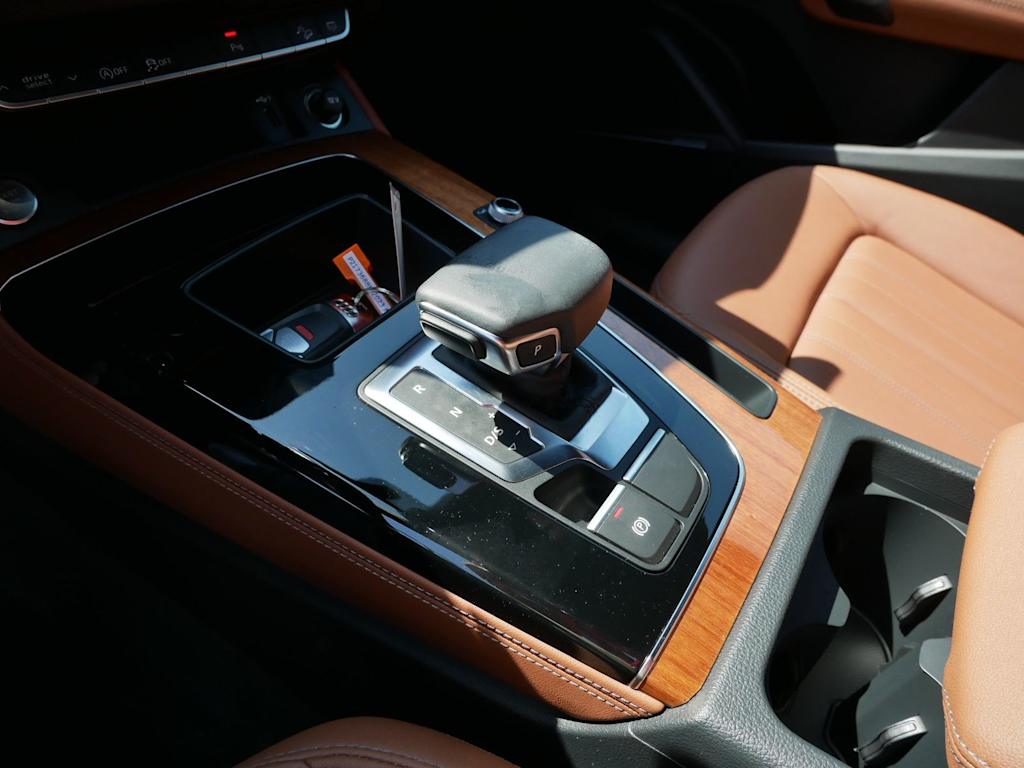 Thumbnail: 2023 Audi Q5 - 12