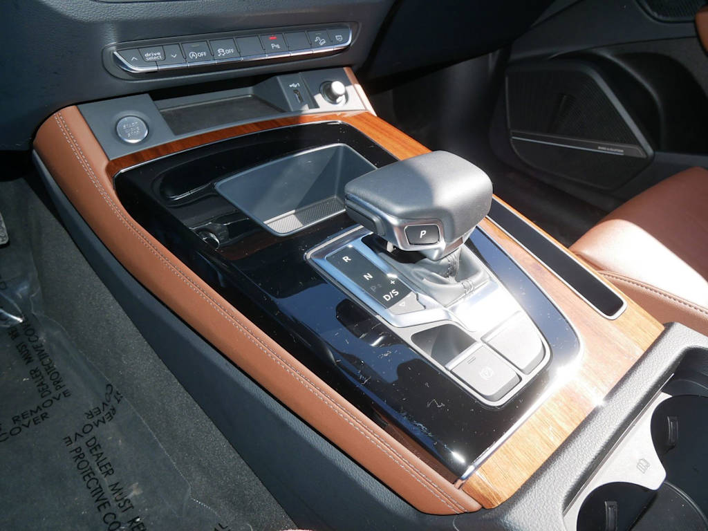 Thumbnail: 2023 Audi Q5 - 12