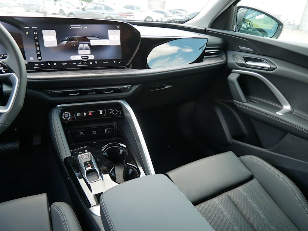 Thumbnail: 2026 Audi Q5 - 10