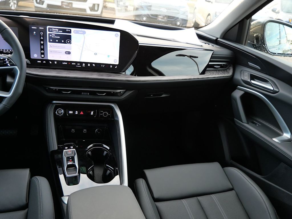 Thumbnail: 2026 Audi Q5 - 10