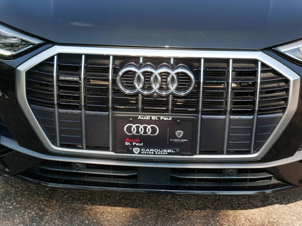 Thumbnail: 2023 Audi Q3 - 17