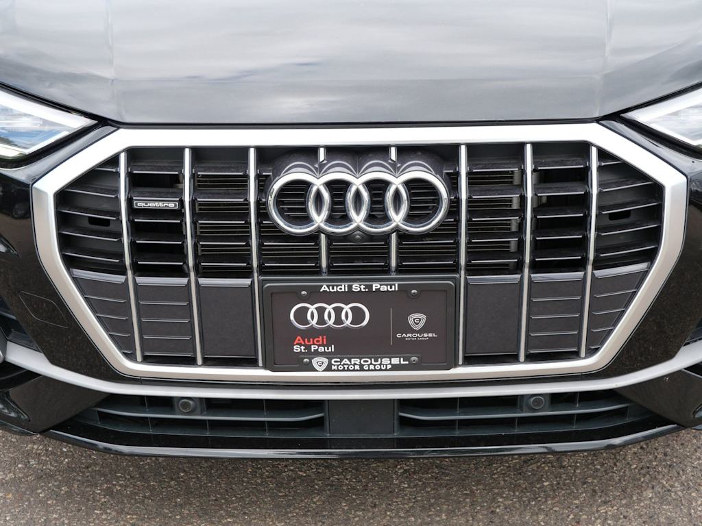Thumbnail: 2023 Audi Q3 - 17