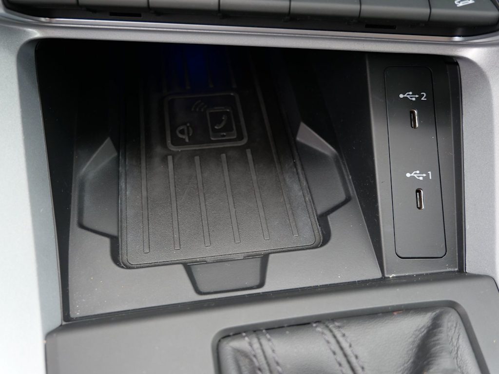 Thumbnail: 2023 Audi Q3 - 13