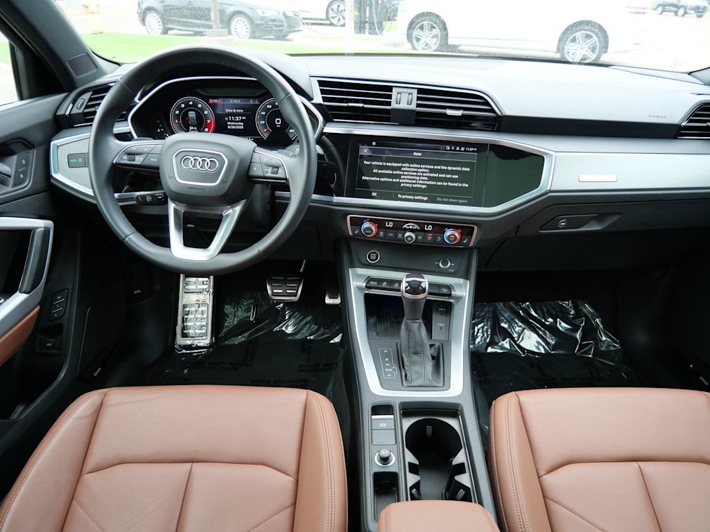 Thumbnail: 2023 Audi Q3 - 8