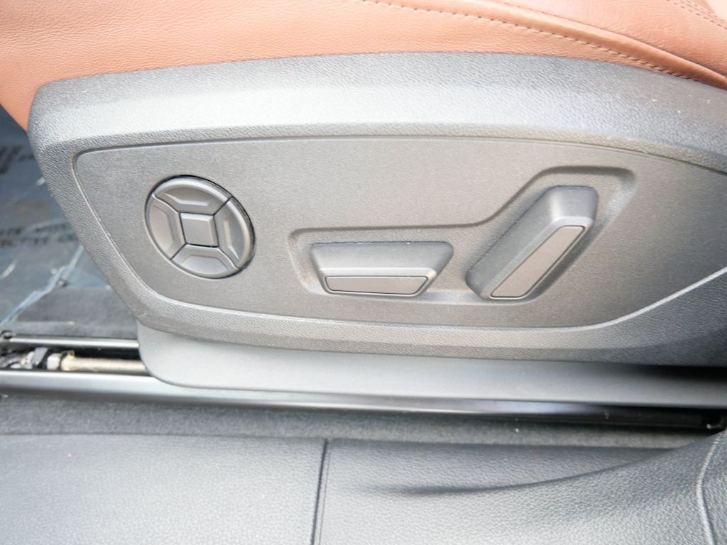 Thumbnail: 2022 Audi Q3 - 19