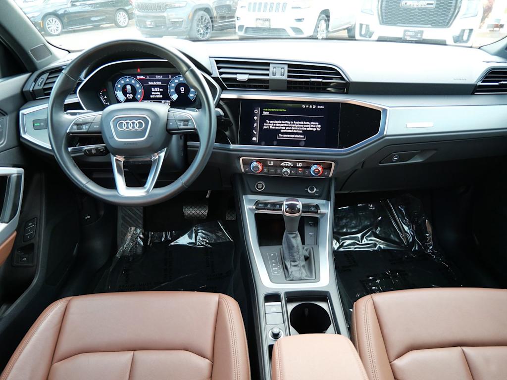 Thumbnail: 2022 Audi Q3 - 8