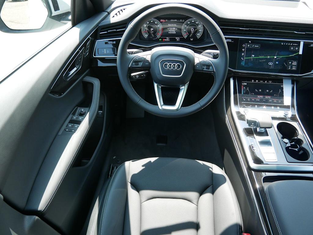 Thumbnail: 2026 Audi Q8 - 2