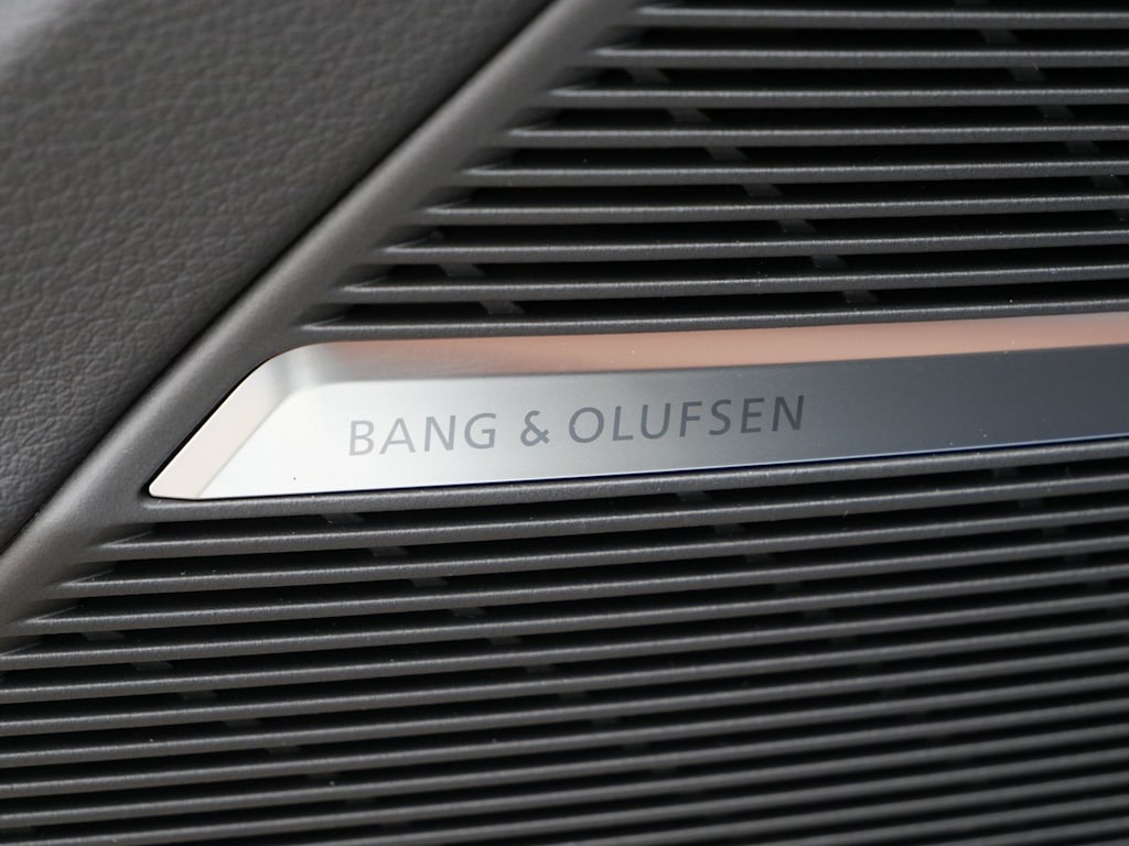 Thumbnail: 2026 Audi Q8 - 5
