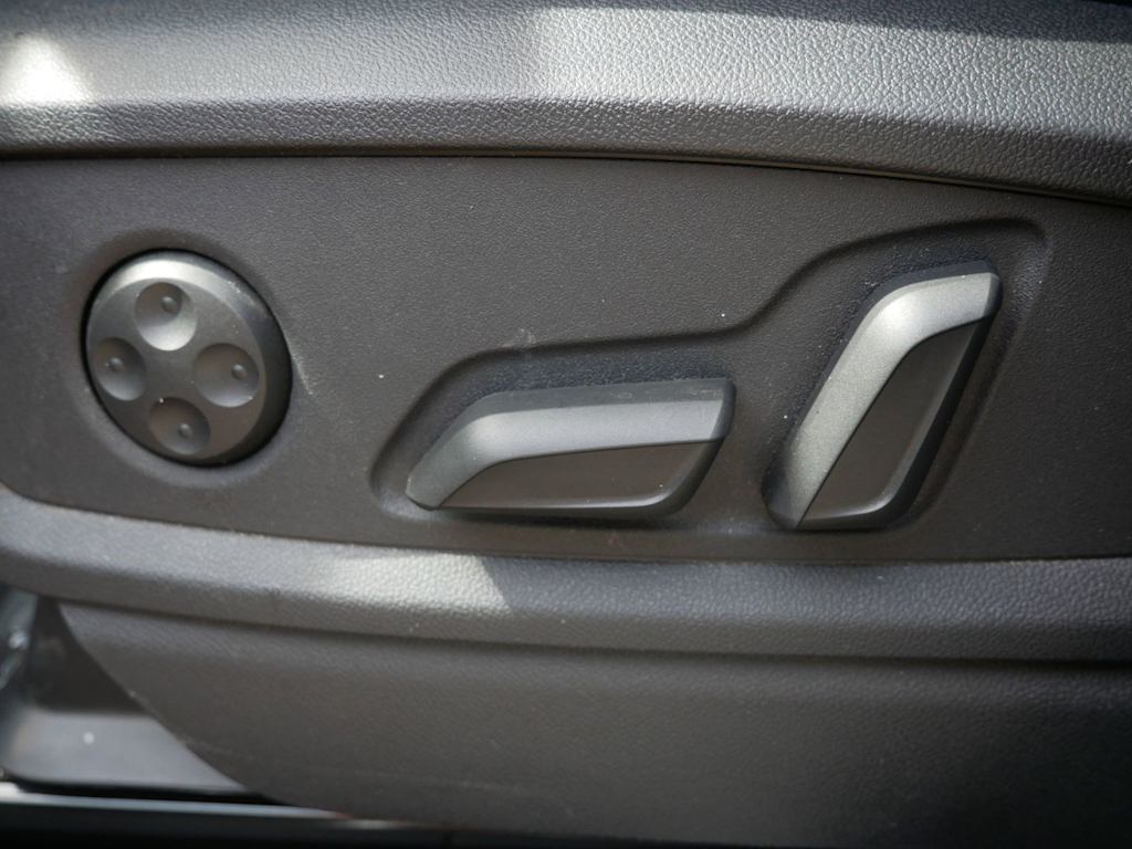 Thumbnail: 2023 Audi Q5 - 15