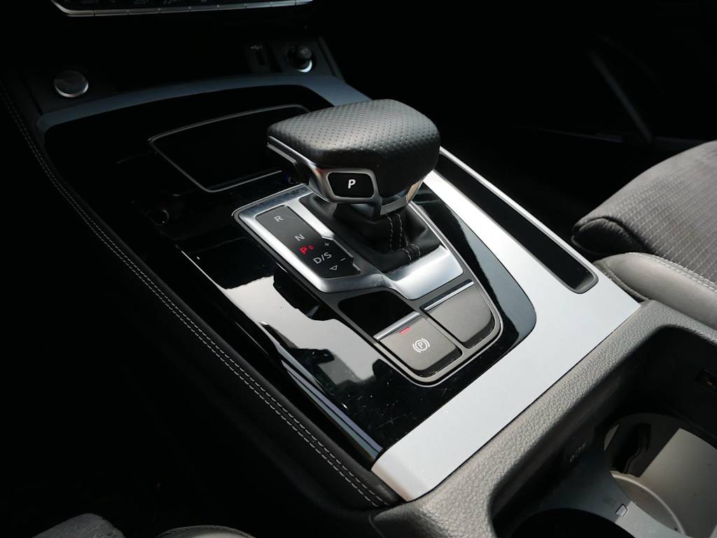Thumbnail: 2023 Audi Q5 - 8