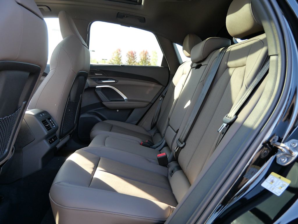 Thumbnail: 2026 Audi Q5 - 5