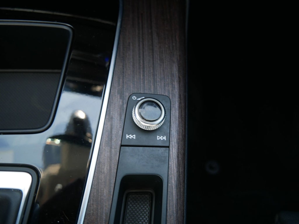 Thumbnail: 2024 Audi Q5 - 11