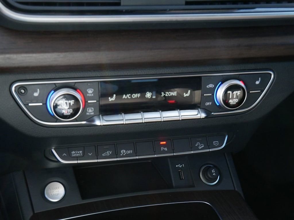 Thumbnail: 2024 Audi Q5 - 21
