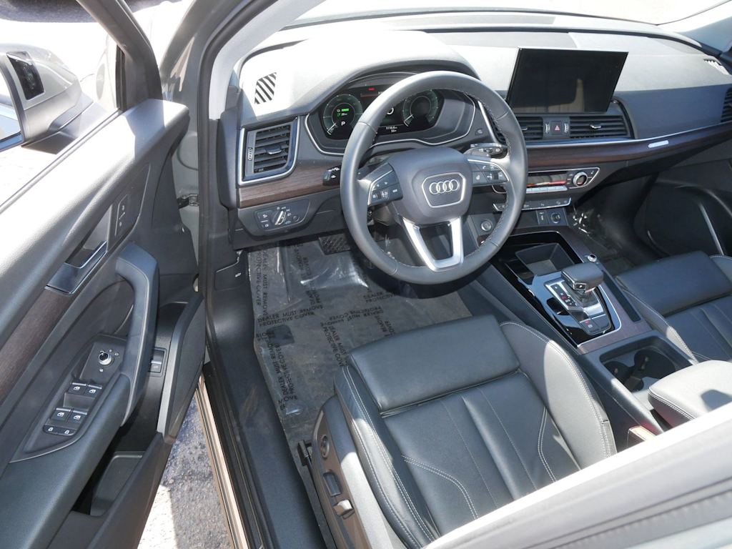 Thumbnail: 2025 Audi Q5 - 2