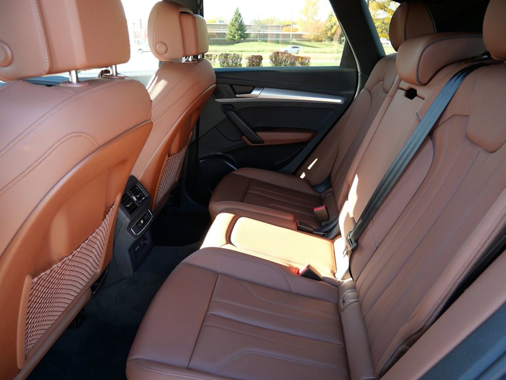 Thumbnail: 2025 Audi Q5 - 10