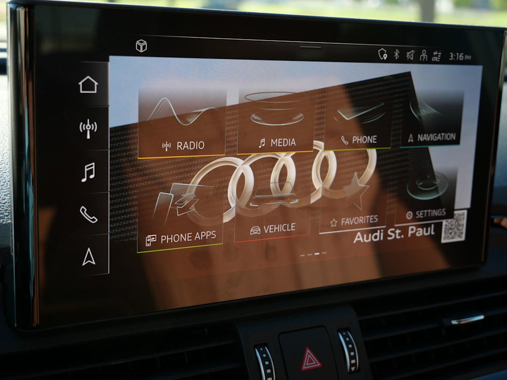 Thumbnail: 2025 Audi Q5 - 11