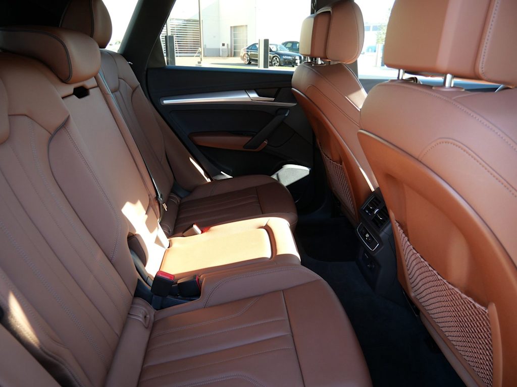 Thumbnail: 2025 Audi Q5 - 18