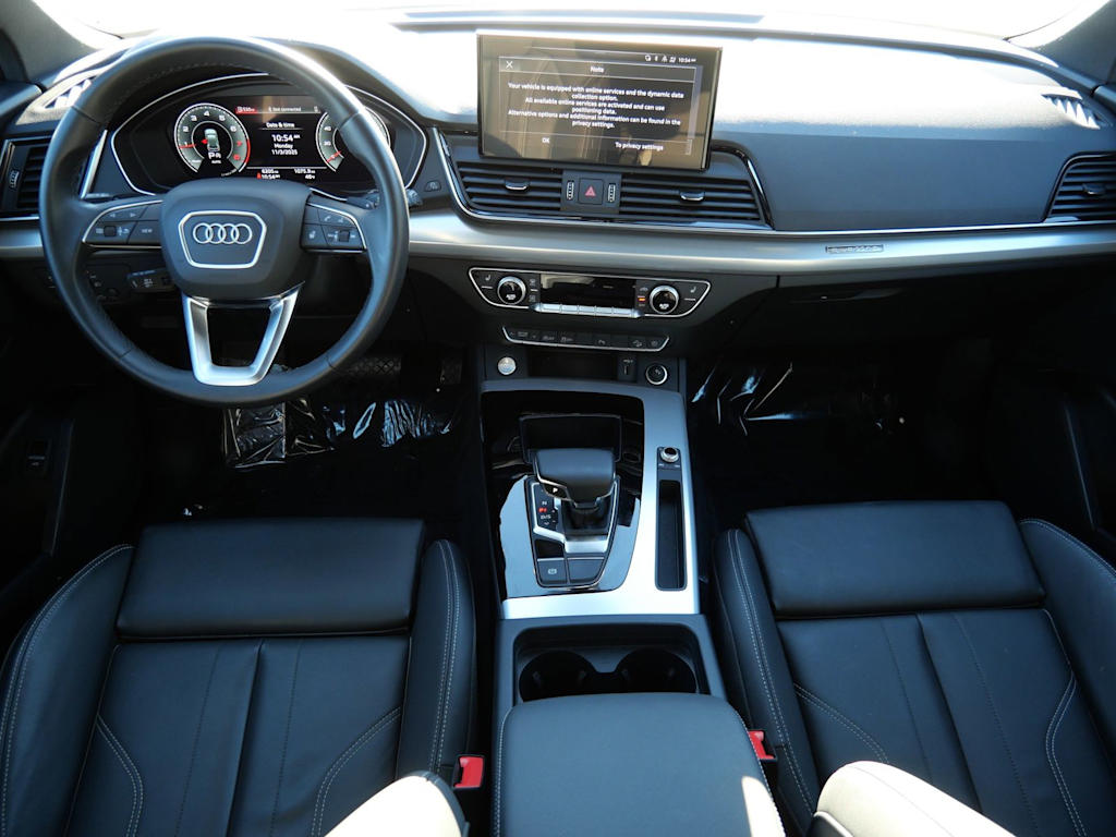 Thumbnail: 2025 Audi Q5 - 2