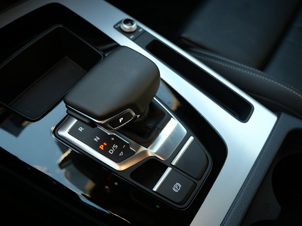 Thumbnail: 2025 Audi Q5 - 11