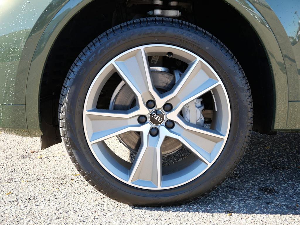 Thumbnail: 2025 Audi Q5 - 5