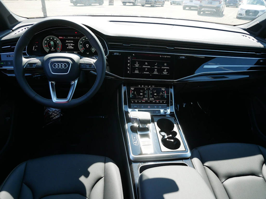 Thumbnail: 2026 Audi Q7 - 9
