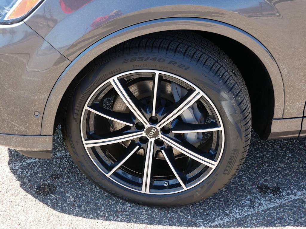 Thumbnail: 2026 Audi Q7 - 6