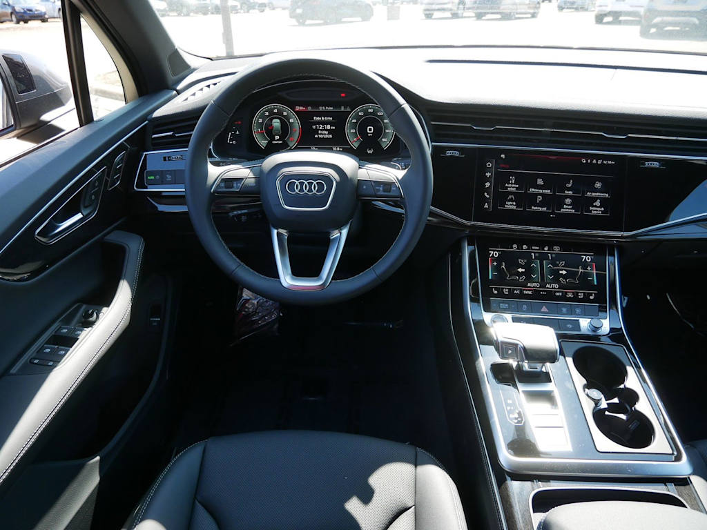 Thumbnail: 2026 Audi Q7 - 7