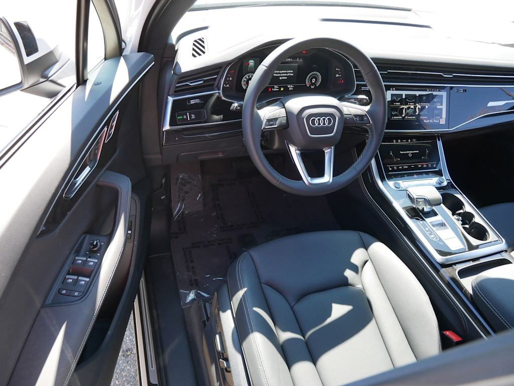 Thumbnail: 2026 Audi Q7 - 2