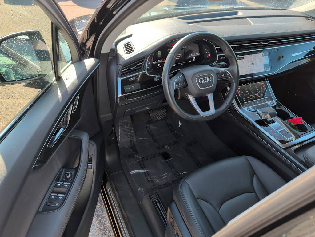 Thumbnail: 2023 Audi Q7 - 2