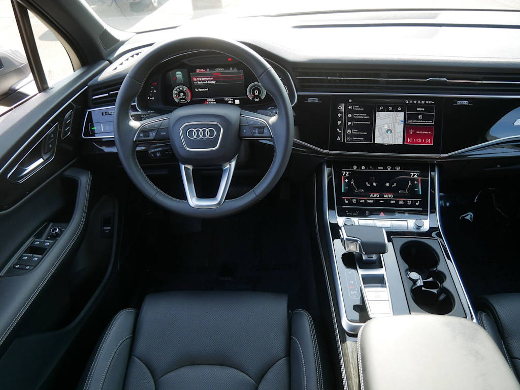 Thumbnail: 2025 Audi Q7 - 7