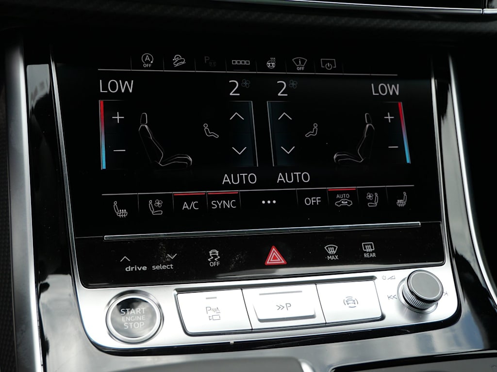 Thumbnail: 2026 Audi Q7 - 21