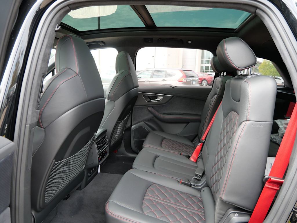 Thumbnail: 2026 Audi Q7 - 8