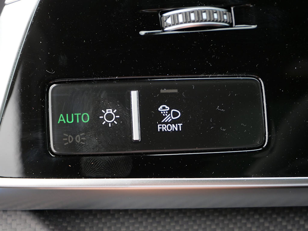 Thumbnail: 2026 Audi Q7 - 9