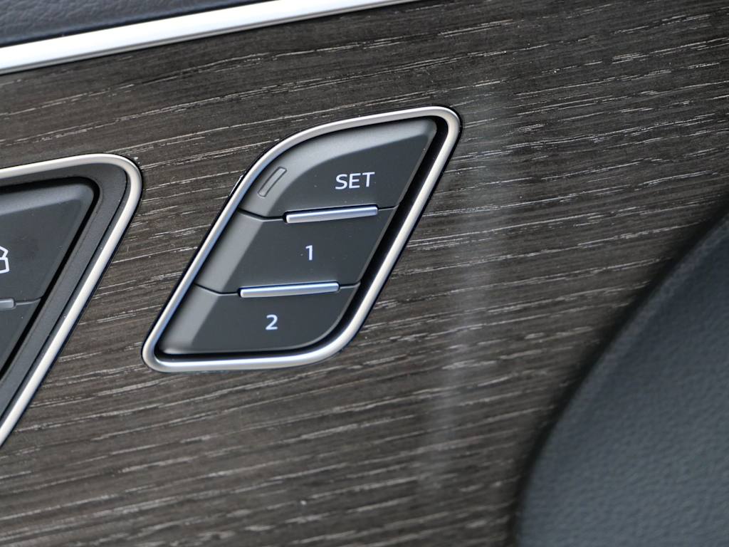 Thumbnail: 2026 Audi Q7 - 18