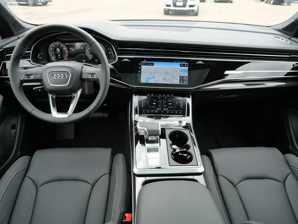Thumbnail: 2026 Audi Q7 - 2